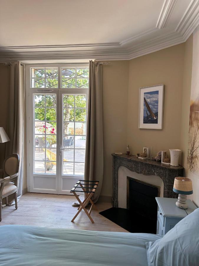La Maison Florence มง-เดอ-มาร์ซ็อง ภายนอก รูปภาพ